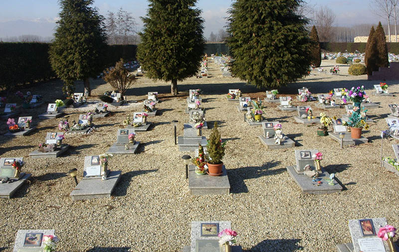 cimitero per animali in Italia